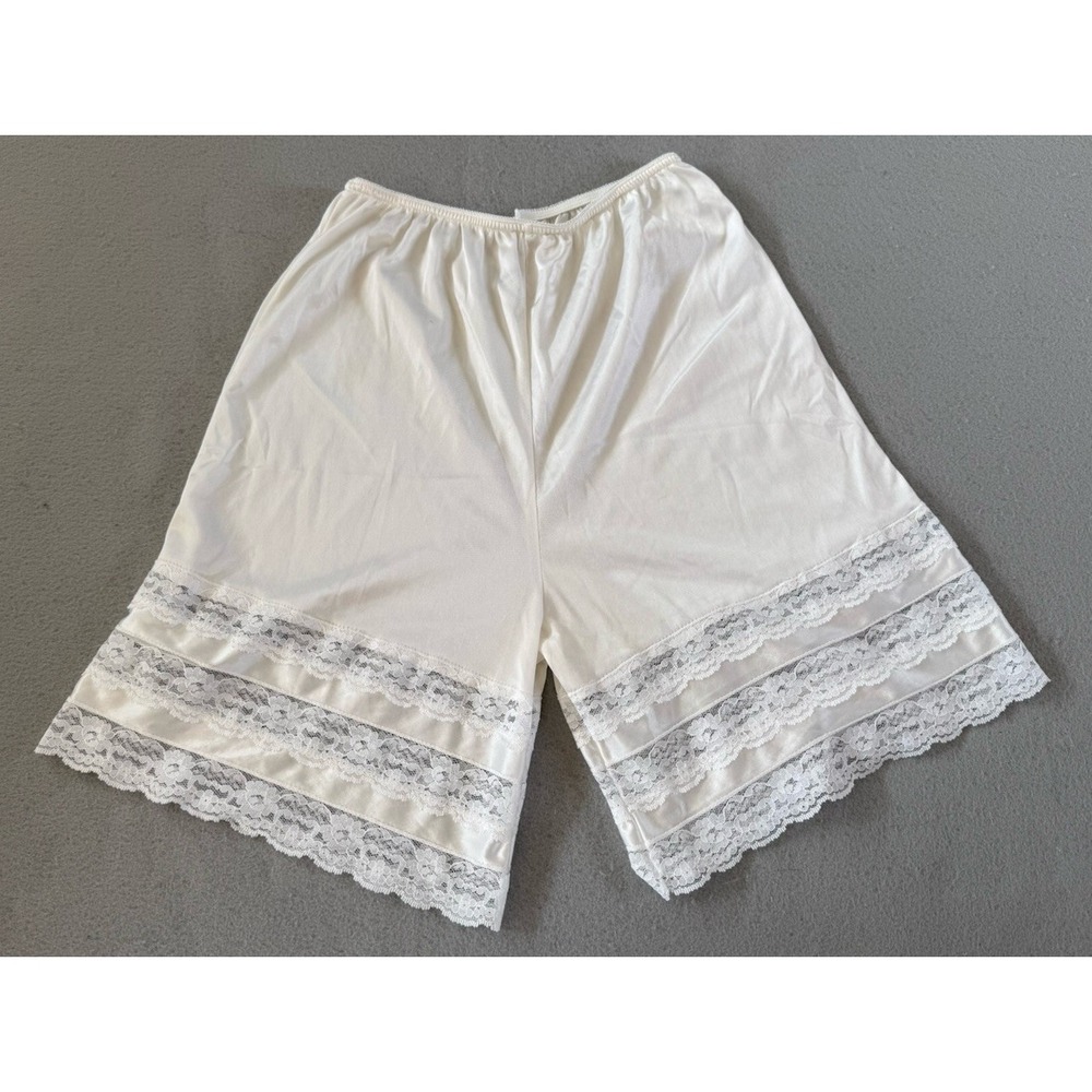 Velrose Vintage Cream Nylon Pettipants Bloomers Lace Trim Slip Shorts S USA